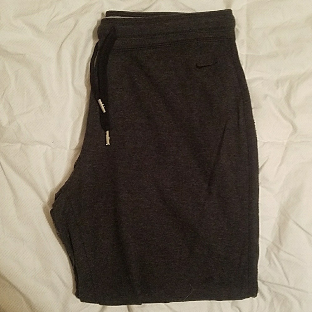 Nike jogger sweatpants